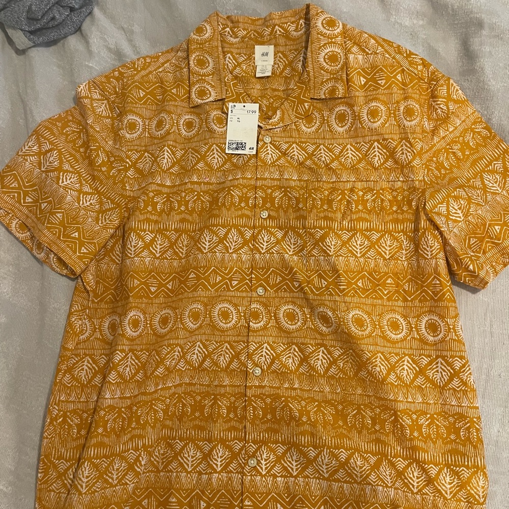 H&M short sleeve button down